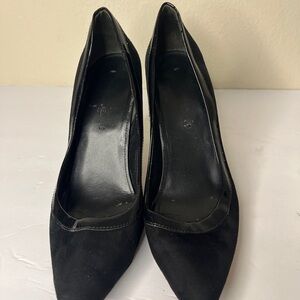Elegant Black Women's Pumps